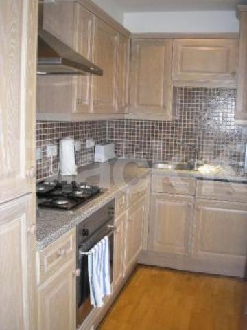 			2 Bedroom, 1 bath, 1 reception House			 Sussex Way, HOLLOWAY N7